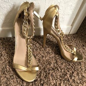 ✨ bebe Gold Chain Faux Leather Heels